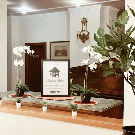 Residenza Tritone Luxury Trevi Fountain 펜션