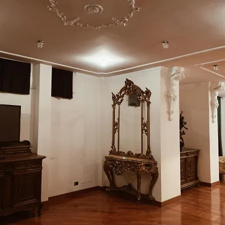 Residenza Tritone Luxury Trevi Fountain * Řím