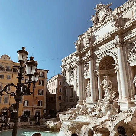 Residenza Tritone Luxury Trevi Fountain