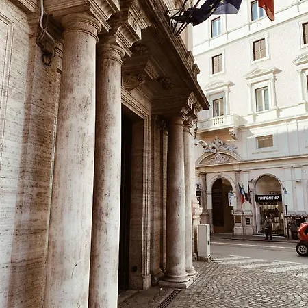 Residenza Tritone Luxury Trevi Fountain 펜션 로마