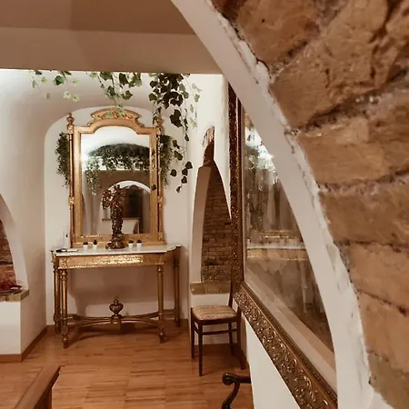 Residenza Tritone Luxury Trevi Fountain *