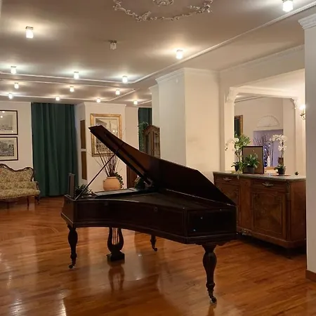 Semesterbostad Residenza Tritone Luxury Trevi Fountain