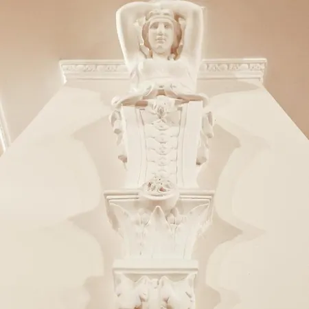 Residenza Tritone Luxury Trevi Fountain 로마