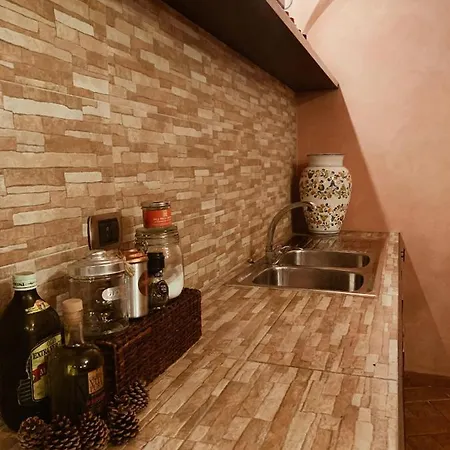 Residenza Tritone Luxury Trevi Fountain *